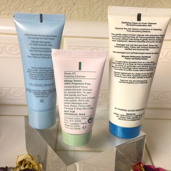 Set/3 Rinse-Off Facial Cleansers -(Unisex) - Picture 3 of 4